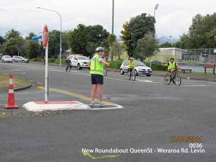 New Roundabout QueenSt - Weraroa Rd. Levin_0036 - Resource cover image