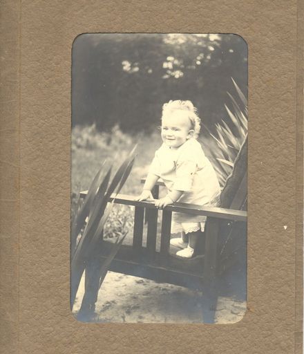 Leslie Ransom (as toddler), 1915-16