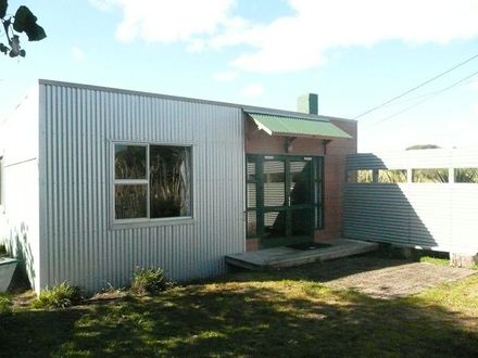 7 Nelson Street, Foxton Beach - Resource cover image