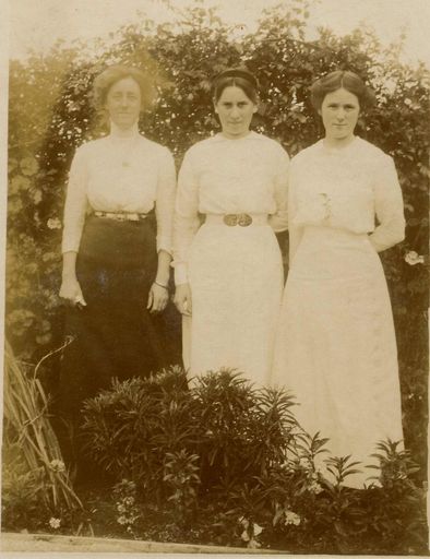 Three Unidentified Women 1914