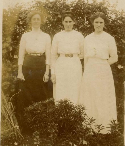 Three Unidentified Women 1914