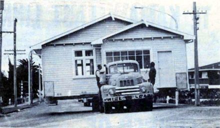 Old Levin Presbyterian Church hall being shifted to Waitarere 1972 - Resource cover image