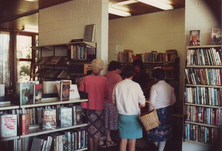 Another view of borrowers at issues desk, Shannon Library, 1981