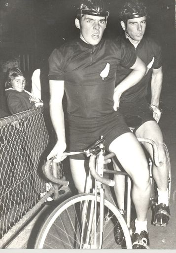 220 yards tandem cycle event winners & N.Z. record