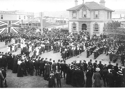 Commemoration of death of Edward VII, 1910