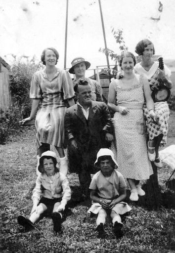 Members of Brown family and others at Brown's gate, early 1930's (?)