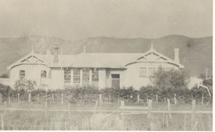 Manakau School, 1930