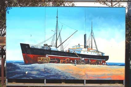 S S Kennedy stranded on bar, Foxton - mural - Resource cover image