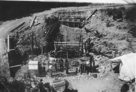 Constructing foundations for new bridge over Tramway Creek, Mangahao, 1936