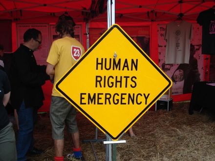 Human Rights Emergency sign