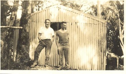 Corrigated hut and 2 men - Resource cover image