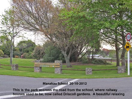 IMG_0865 Manakau School 20-10-2012 Driscoll Garden