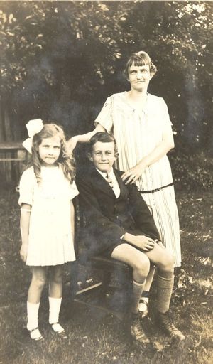 Mrs R.G. Ransom with June and Les. (Jim's wife and children.) - Resource cover image
