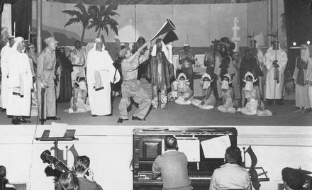 In the palace of the King - of the show "Princess Peanut", 1958