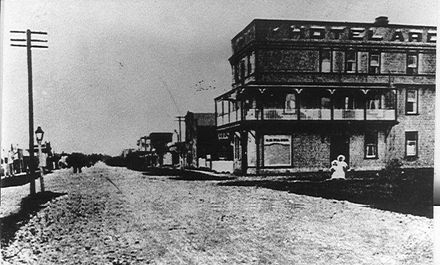 Hotel Arcadia, Levin.