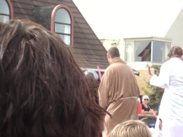 Darth Vader on MoreFM Float in Levin Christmas Parade 2011 - Resource cover image