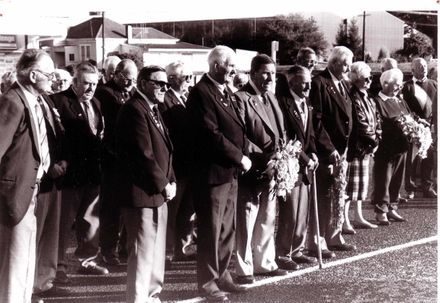 RSA members at wreath laying ceremony, 1995