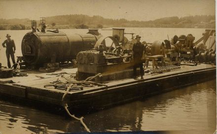 Construction of the Dredge "Hennessey"