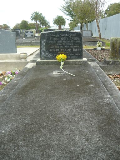 The Gravesite of Thomas William Treen and his wife Ethel Mar Treen (nee Benger) - Resource cover image