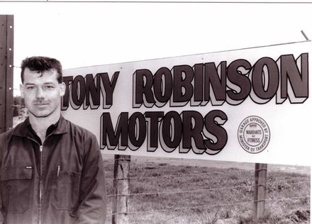 Tony Robinson, 1980's-90's