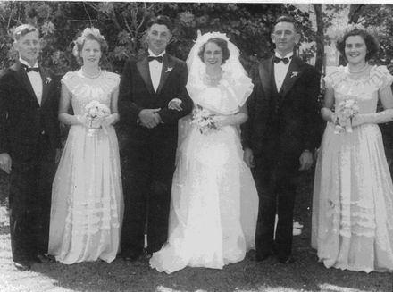 Marriage of Heather Dalziell to Bill Wright 1950