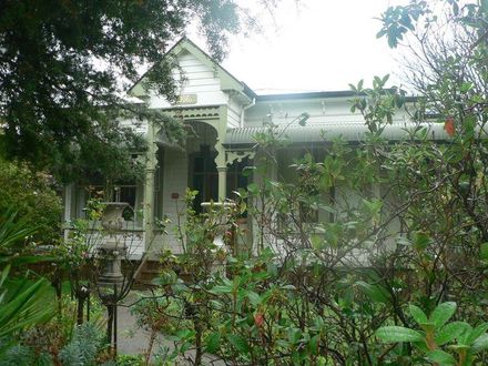 42 Salisbury Street.