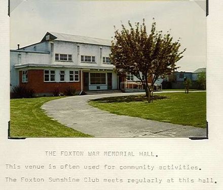 War Memorial Hall, Foxton