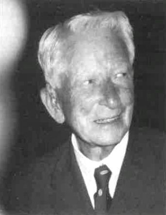 Page 32 David Gardiner Primary Dux 1922 - Resource cover image