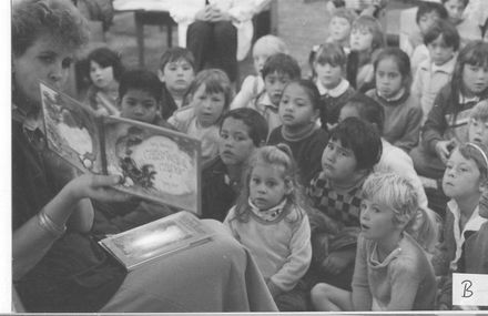Children sitting on floor in Levin Public Library - Resource cover image