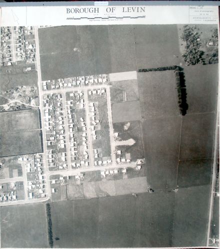 Aerial survey photograph (Levin)