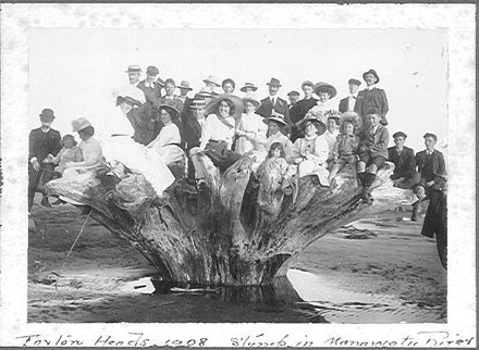 Christmas Picnic Group, Foxton Heads