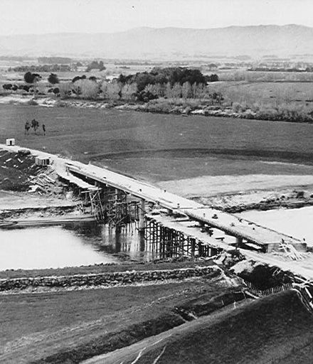 Construction of new Opiki bridge, 1969