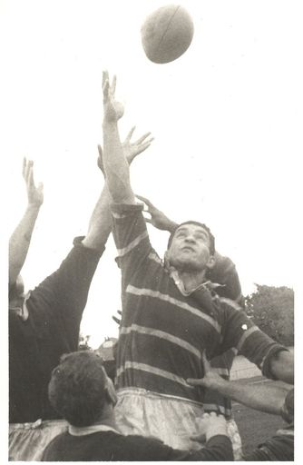Vance Whiley (Horowhenua) reaching for ball in line-out - Resource cover image