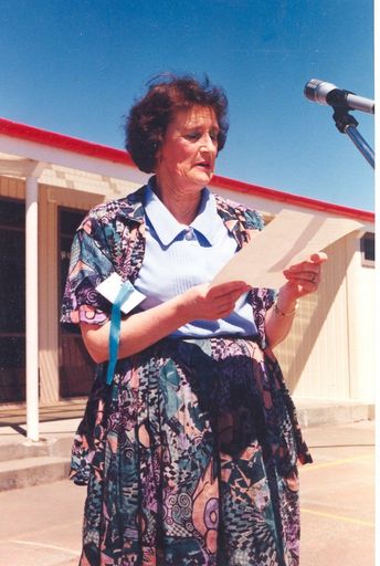 Zona May (ex Staff) doing Roll Call at official opening of the reunion