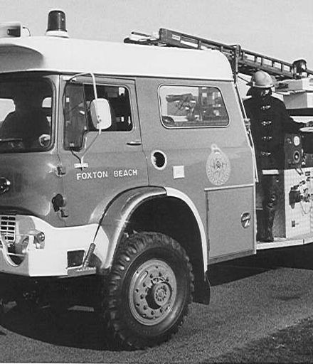 Foxton Beach Fire Engine