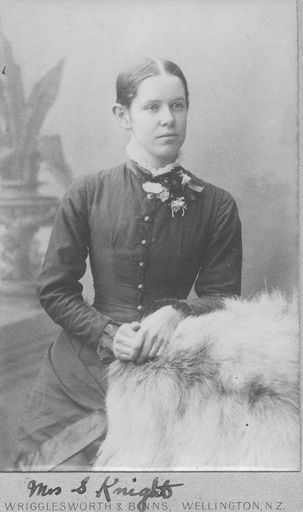 Maud Knight (nee Hunt) - Resource cover image