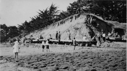 Woolpack and Textiles 1933