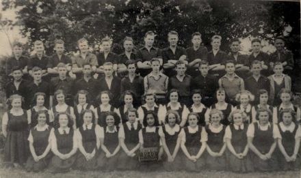 Foxton District High School Pupils 1940