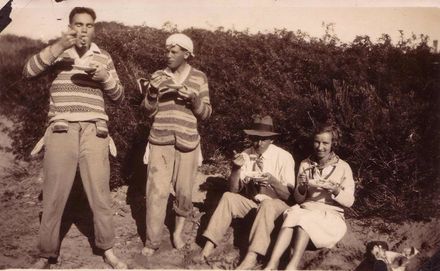 "Picnic" - Resource cover image