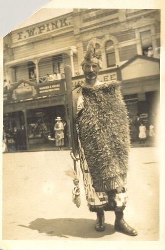 Mr Rere Nicholson, Armistice Day Peace Parade, Oxford St., 1918