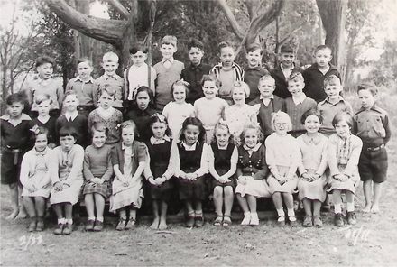 Poroutawhao School Middle Class Photo 1953