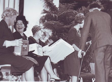 Presentations on stage, Electricity Exhibition 1972 - Resource cover image