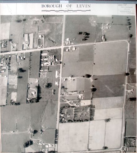 Aerial survey photograph (Levin)