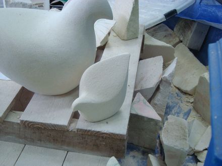 Smaller bird sculpture - Resource cover image