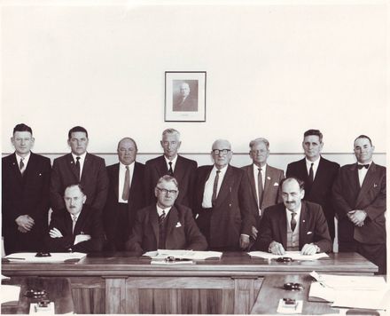 Members of the Board (11), 1962