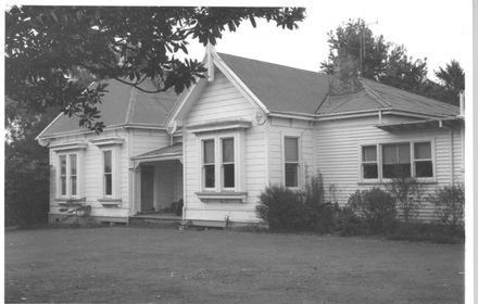 View (1 of 9) Bruce Stewart's property, Heatherlea, 1977