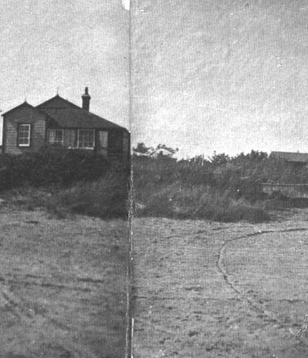 Houses at Foxton Beach Riverfront Looking North, c.1920