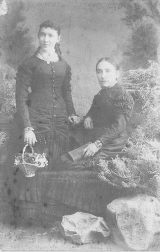 Florence and May Ransom, (c.1887) - Resource cover image