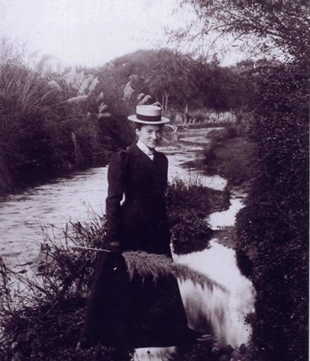 Gertrude Hallam, Otaura Stream, Shannon, 1901
