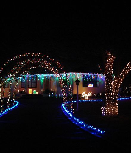 Christmas Lights in York Street, Levin